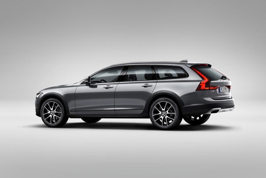  Volvo V90 T6 Cross Country 2016 года  (фото 23 из 104)